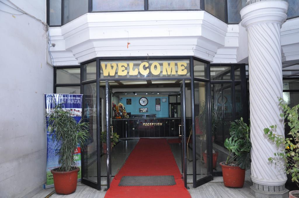 Hotel Saurab Dehradun Eksteriør bilde